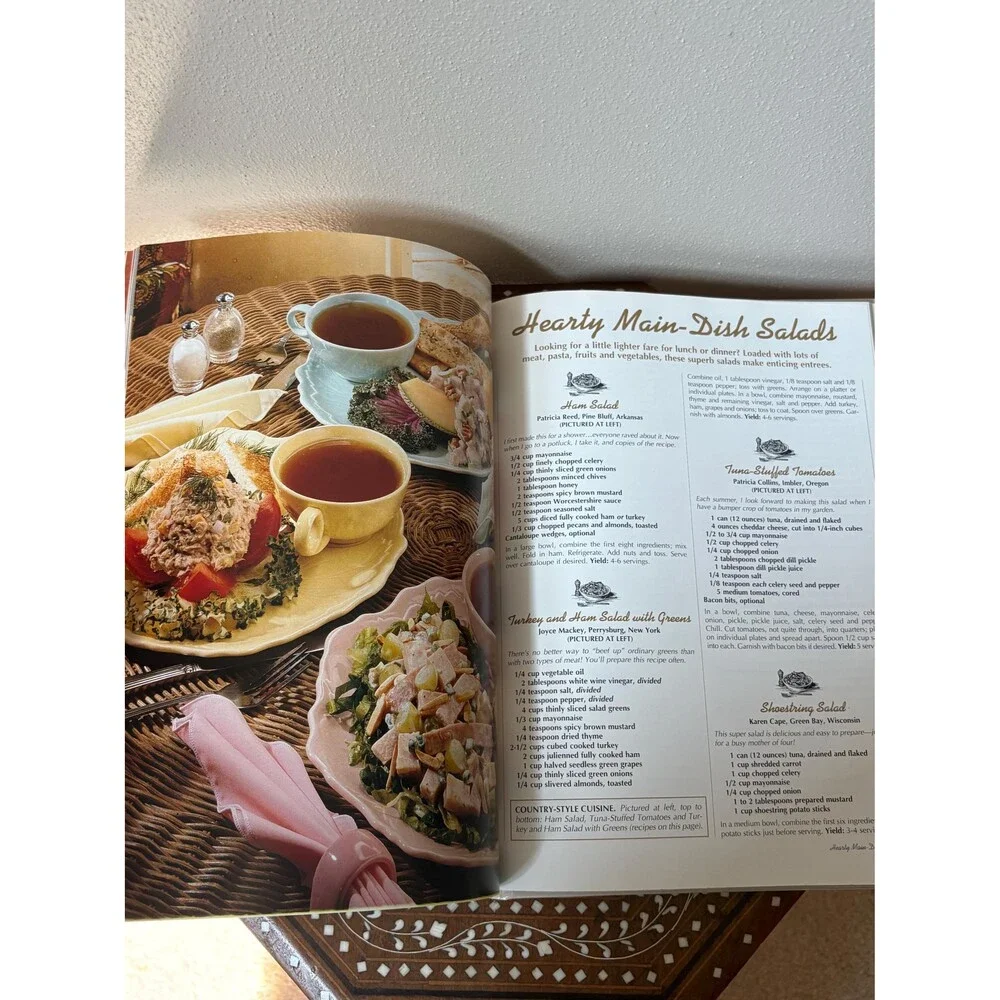 Vintage Cookbook: Home-Style Soups, Salads and Sandwiches 1996 Hardcover